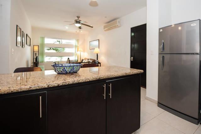 Aqua Terra - Quiet Condo For 4 Плая-дель-Кармен Экстерьер фото